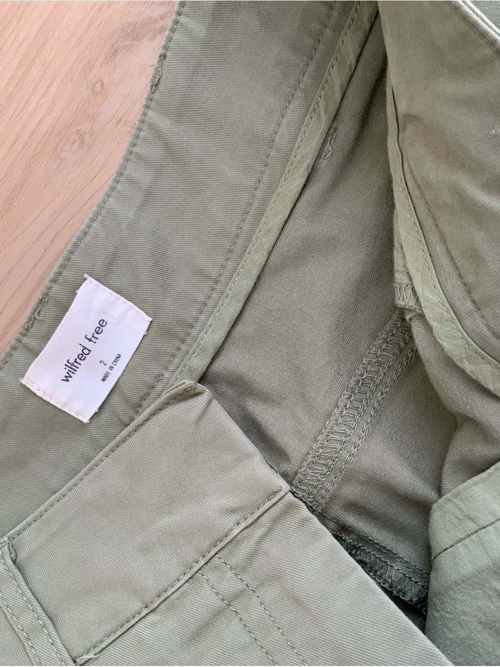 Wilfred Free Day Off Khaki High Waisted Pleated Barrel Cuff Ankle Pants - Picture 5 of 7